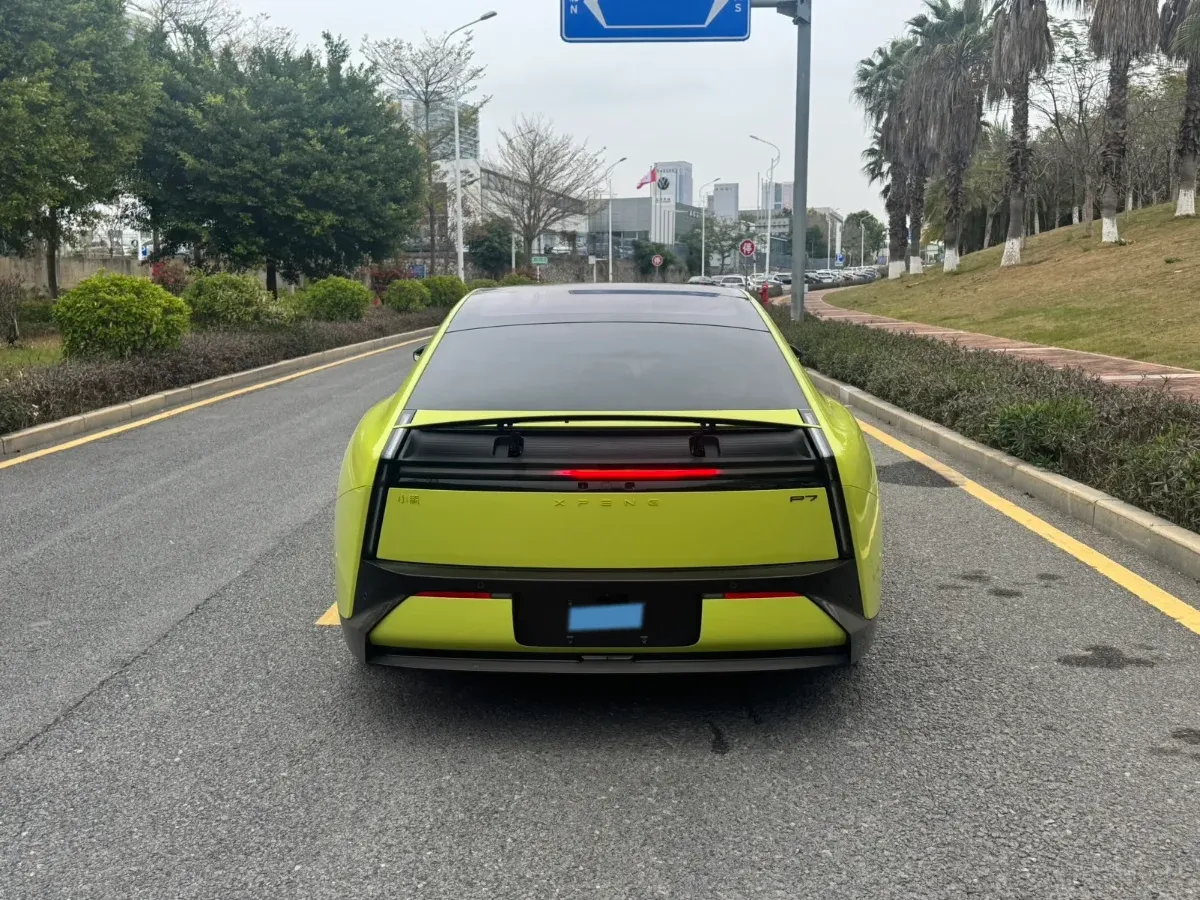 2025 Xpeng P7 BEV,autocango,china used car exporter,china ev exporter,chinese used car exporter,chinese used ev exporter