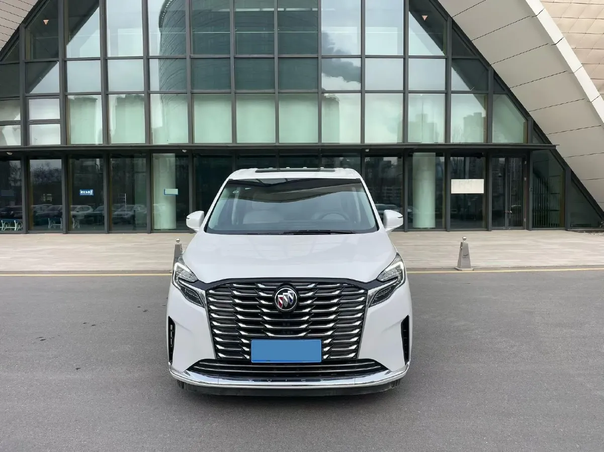 2022 Buick GL8 2.0T 237HP L4 9AT,autocango,china used car exporter,china ev exporter,chinese used car exporter,chinese used ev exporter