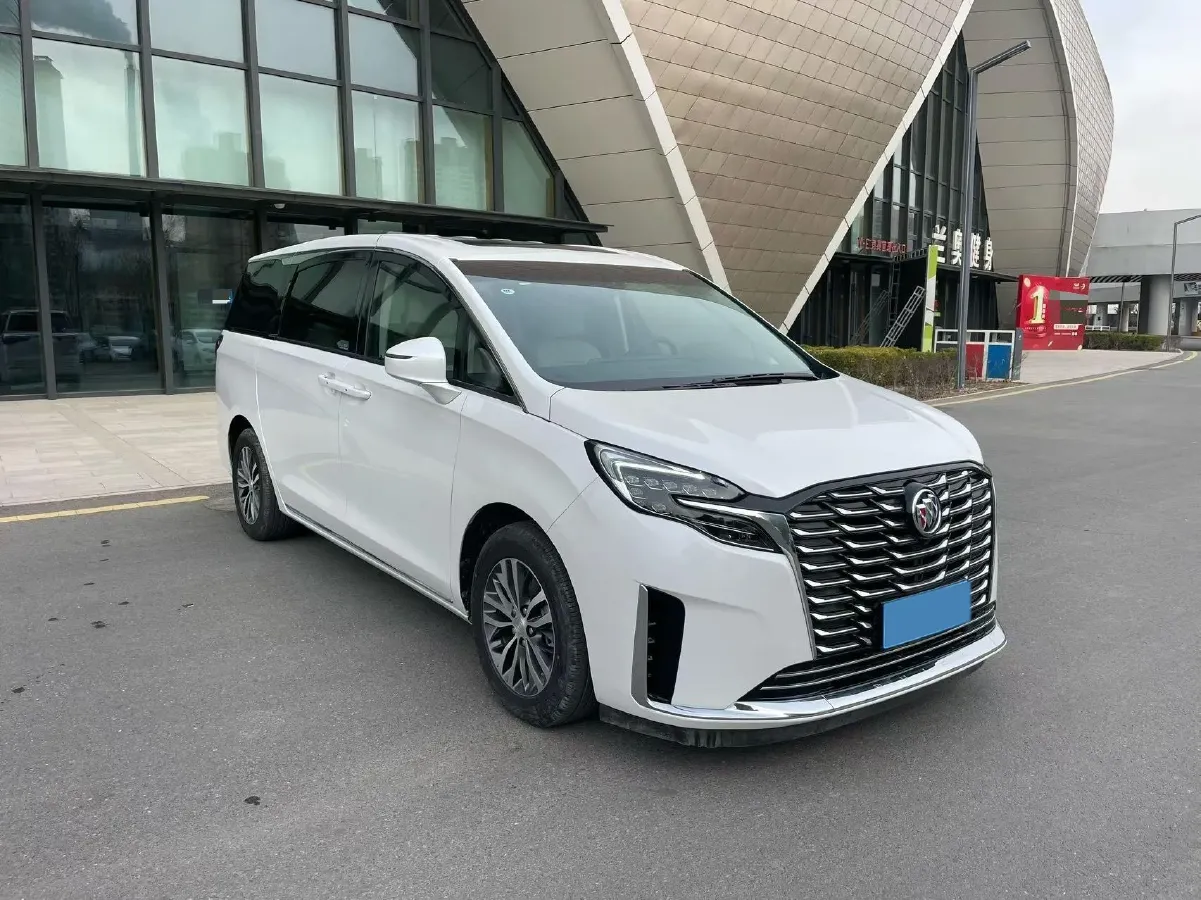 2022 Buick GL8 2.0T 237HP L4 9AT,autocango,china used car exporter,china ev exporter,chinese used car exporter,chinese used ev exporter
