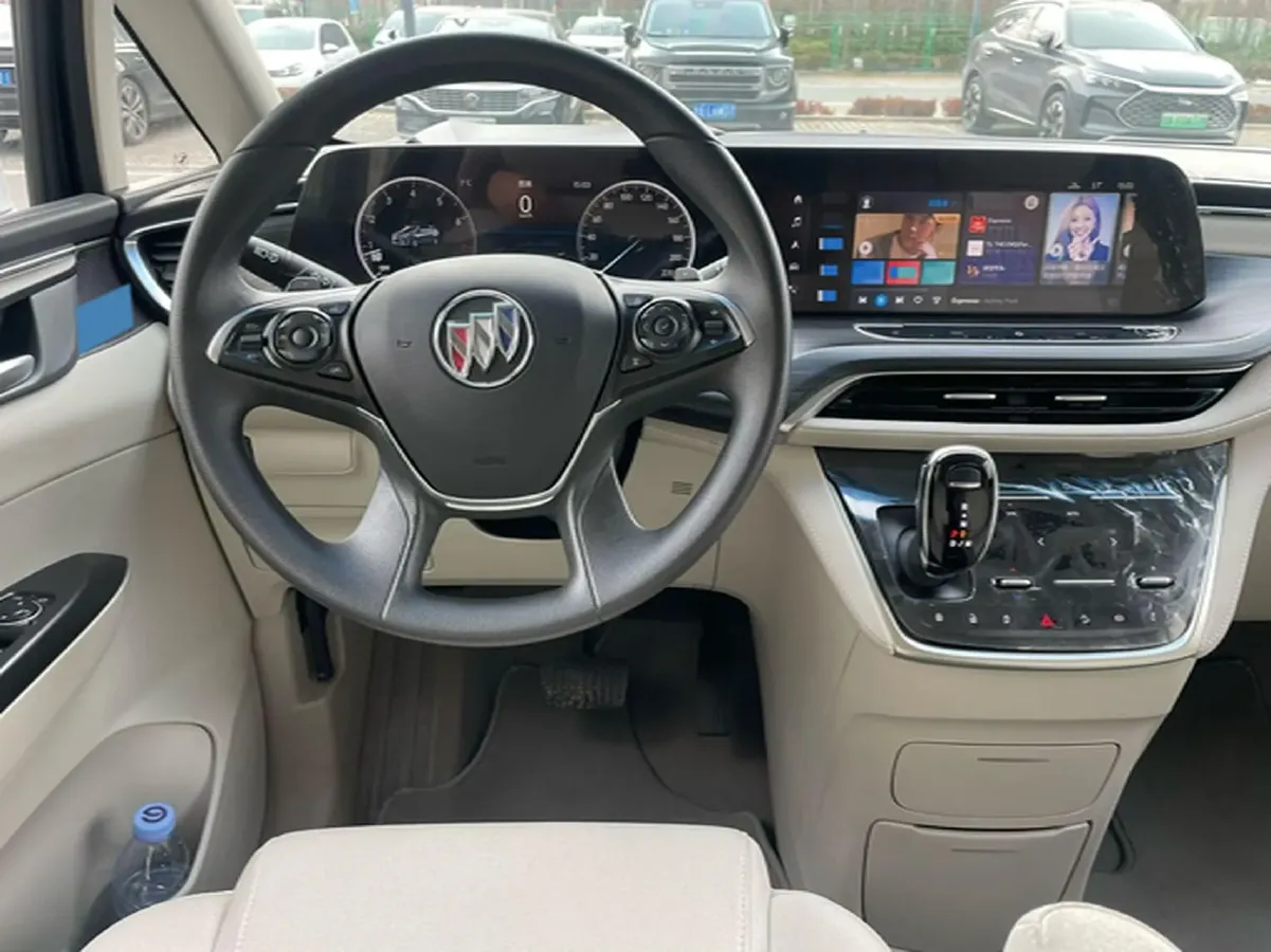 2022 Buick GL8 2.0T 237HP L4 9AT,autocango,china used car exporter,china ev exporter,chinese used car exporter,chinese used ev exporter