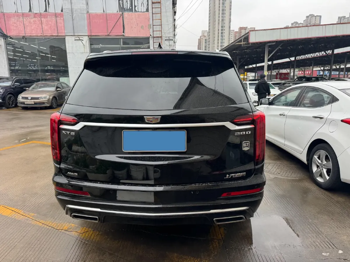 2021 Cadillac XT6 2.0T 237HP L4 9AT,autocango,china used car exporter,china ev exporter,chinese used car exporter,chinese used ev exporter