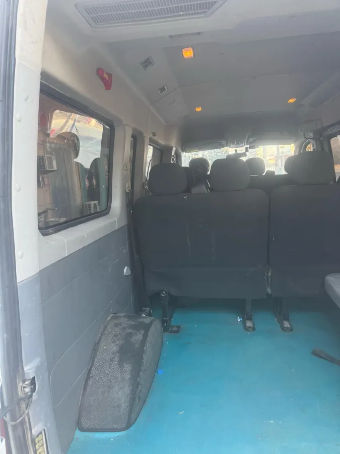 2024 MAXUS XinTu V80 2.0T 147HP L4 6MT,autocango,china used car exporter,china ev exporter,chinese used car exporter,chinese used ev exporter