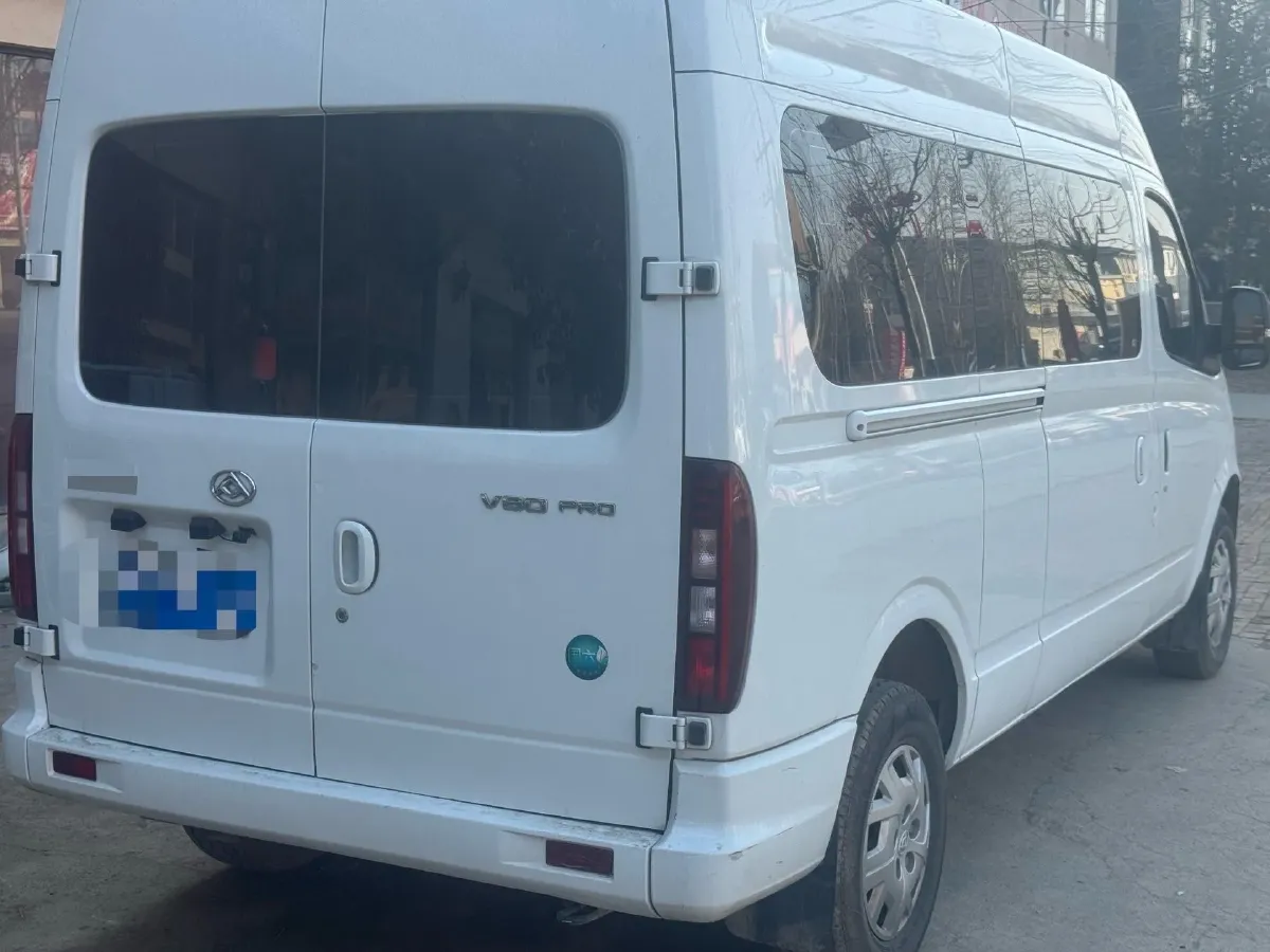 2024 MAXUS XinTu V80 2.0T 147HP L4 6MT,autocango,china used car exporter,china ev exporter,chinese used car exporter,chinese used ev exporter