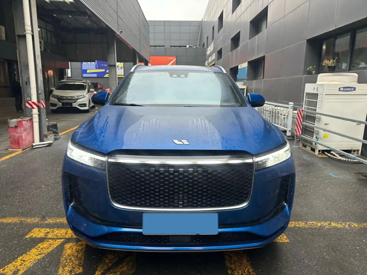 2020 Li ONE Range Extended 131HP REEV 40.5KWH,autocango,china used car exporter,china ev exporter,chinese used car exporter,chinese used ev exporter