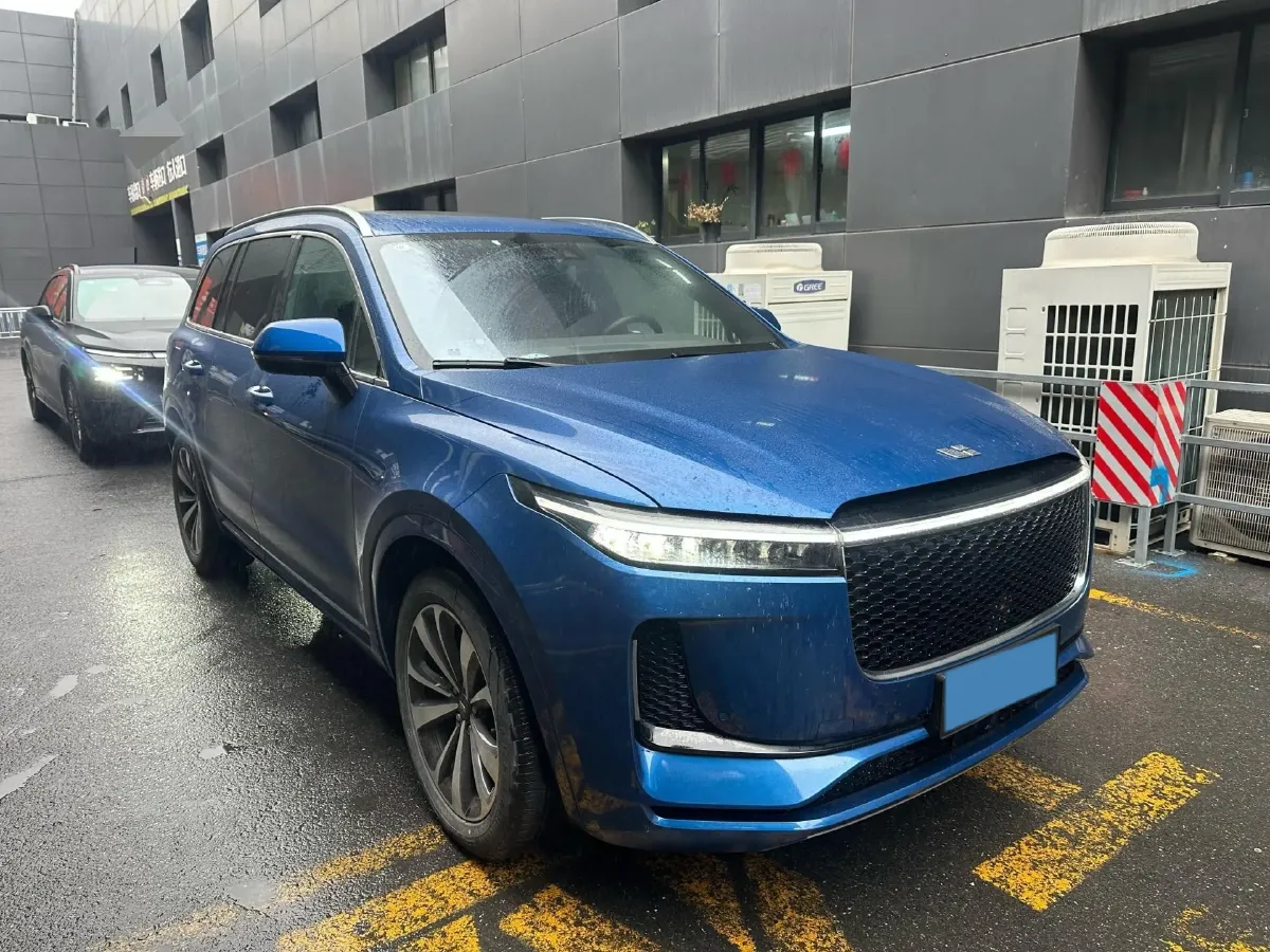 2020 Li ONE Range Extended 131HP REEV 40.5KWH,autocango,china used car exporter,china ev exporter,chinese used car exporter,chinese used ev exporter
