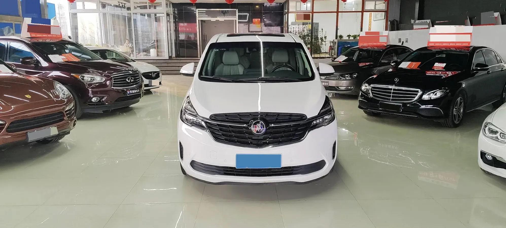 2021 Buick GL8 2.0T 237HP L4 9AT,autocango,china used car exporter,china ev exporter,chinese used car exporter,chinese used ev exporter