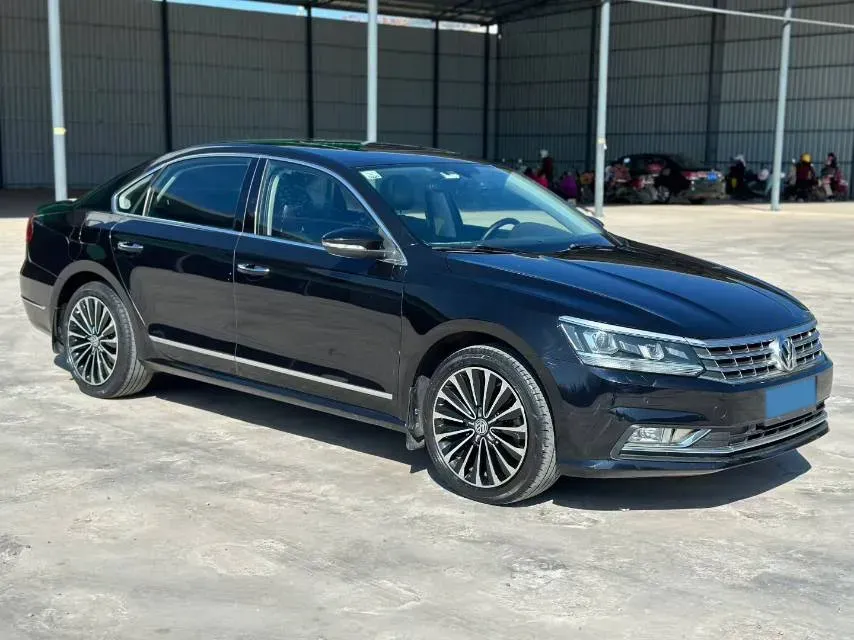 2017 Volkswagen Passat 1.8T 180HP L4 7DCT,autocango,china used car exporter,china ev exporter,chinese used car exporter,chinese used ev exporter