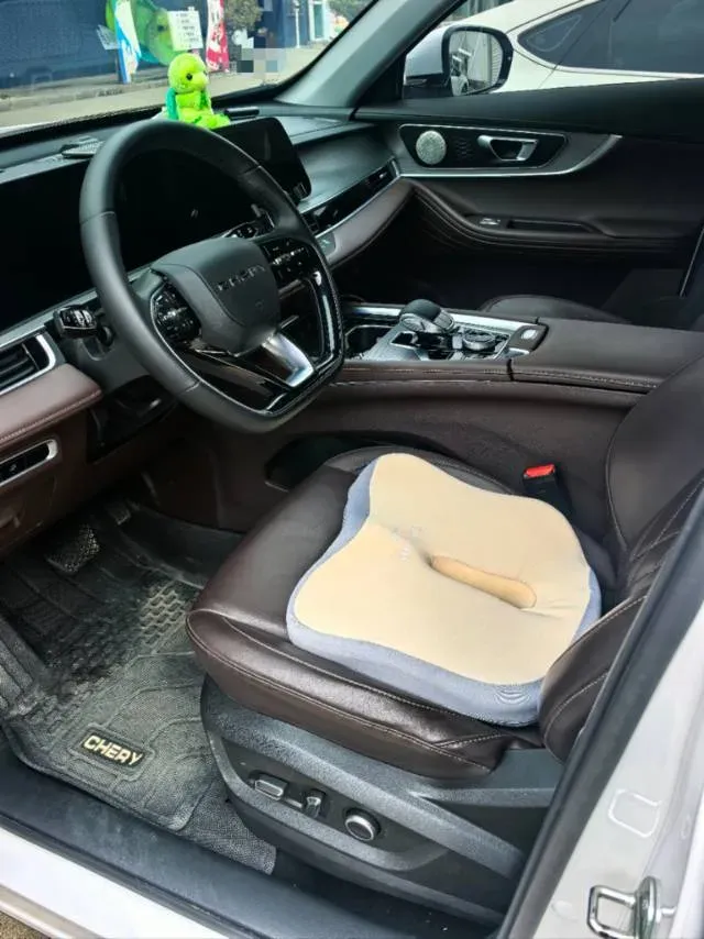 2024 Chery Tiggo 8 PRO 2.0T 254HP L4 7DCT,autocango,china used car exporter,china ev exporter,chinese used car exporter,chinese used ev exporter