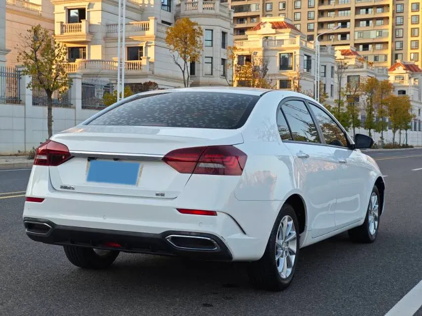 2021 BaoJun 530 1.5T 147HP L4 CVT,autocango,china used car exporter,china ev exporter,chinese used car exporter,chinese used ev exporter