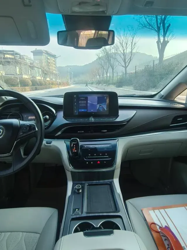 2021 Buick GL8 2.0T 237HP L4 9AT,autocango,china used car exporter,china ev exporter,chinese used car exporter,chinese used ev exporter