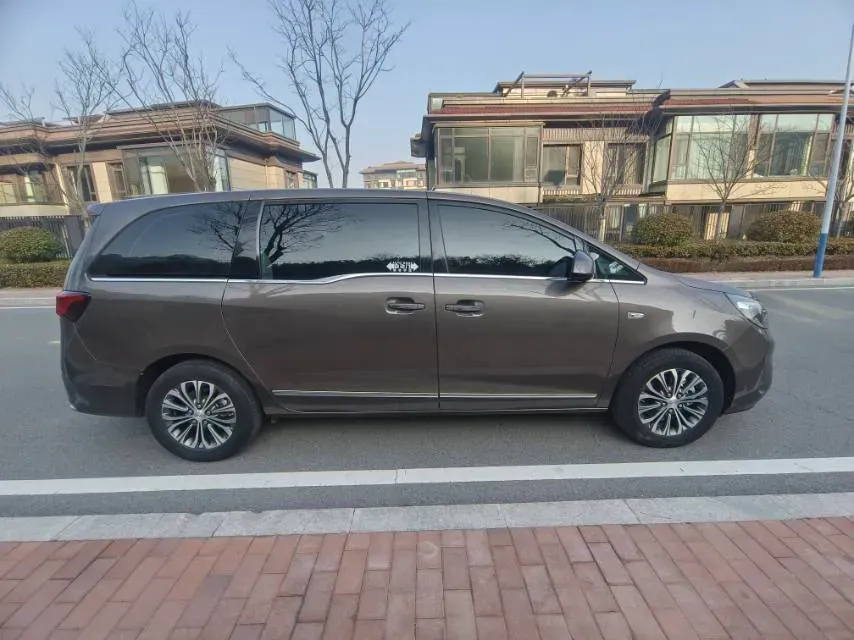 2021 Buick GL8 2.0T 237HP L4 9AT,autocango,china used car exporter,china ev exporter,chinese used car exporter,chinese used ev exporter