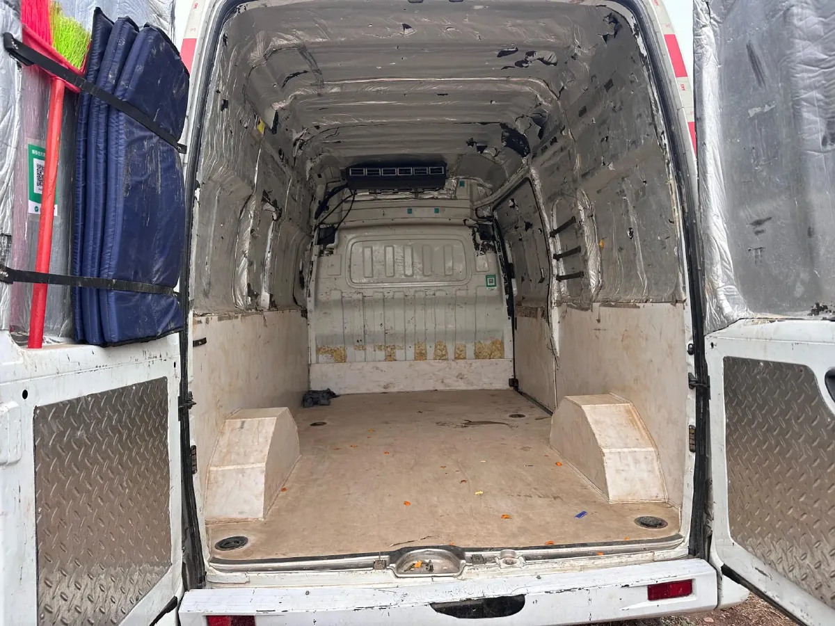 2023 DongFeng DFAC YuFeng 2.0T 136HP L4 6MT,autocango,china used car exporter,china ev exporter,chinese used car exporter,chinese used ev exporter