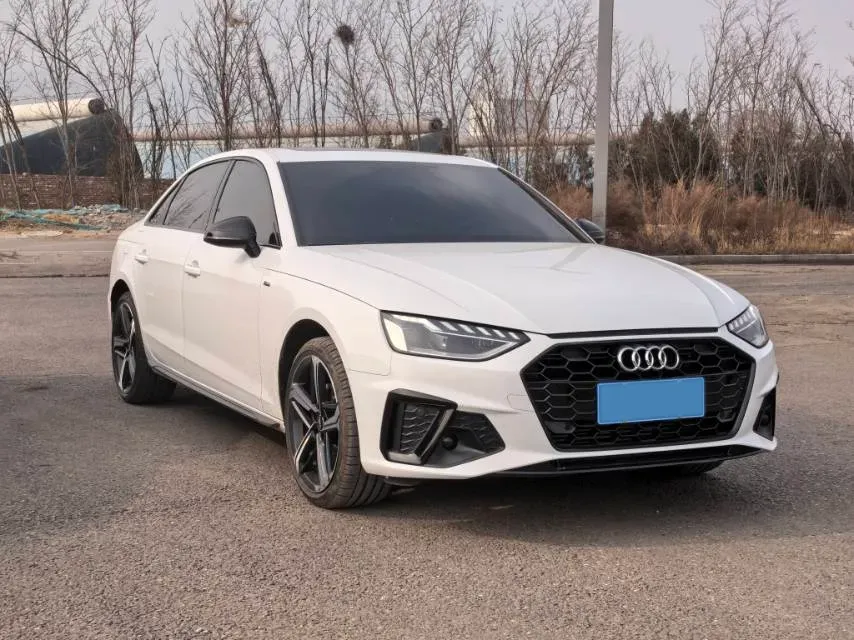 2024 Audi A4L 2.0T 190HP L4 7DCT,autocango,china used car exporter,china ev exporter,chinese used car exporter,chinese used ev exporter