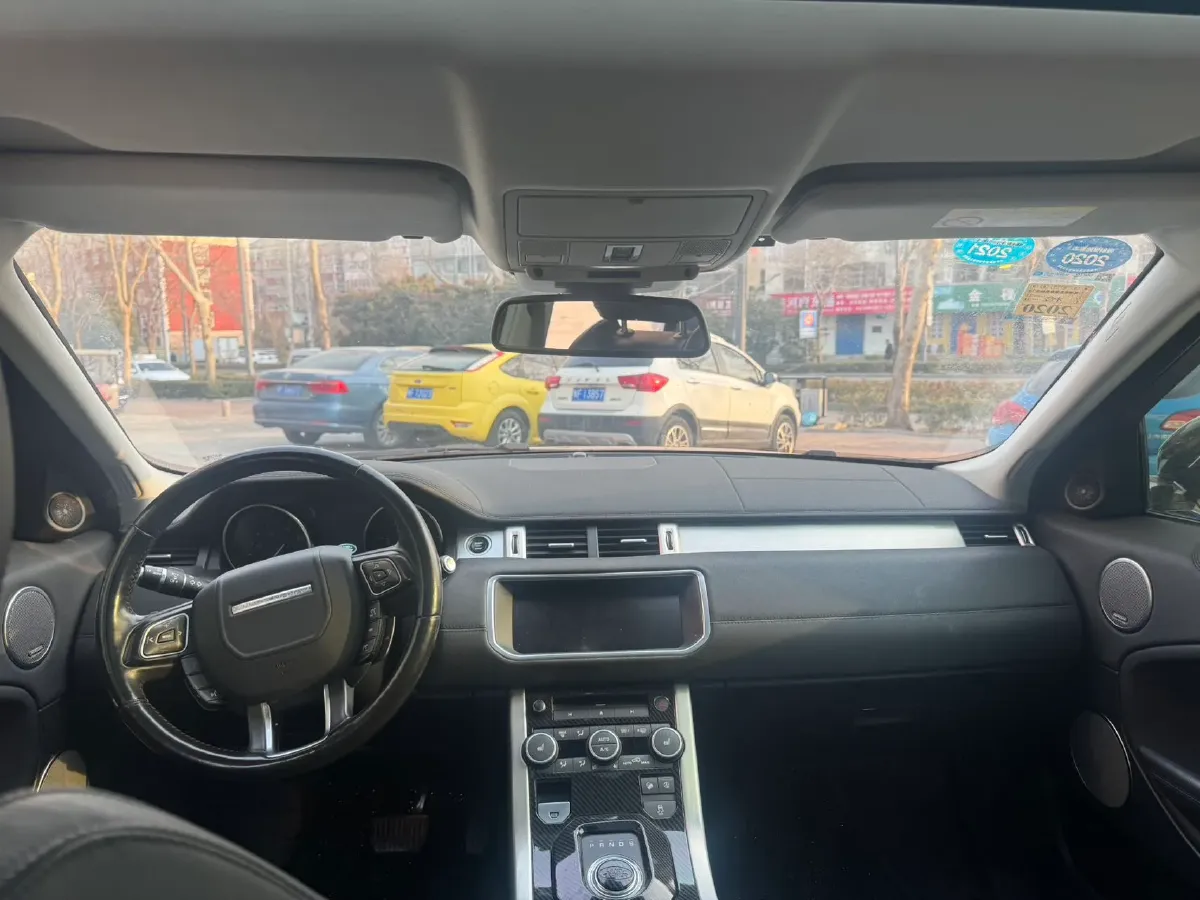 2018 Land Rover Range Rover Evoque 2.0T 241HP L4 9AT,autocango,china used car exporter,china ev exporter,chinese used car exporter,chinese used ev exporter