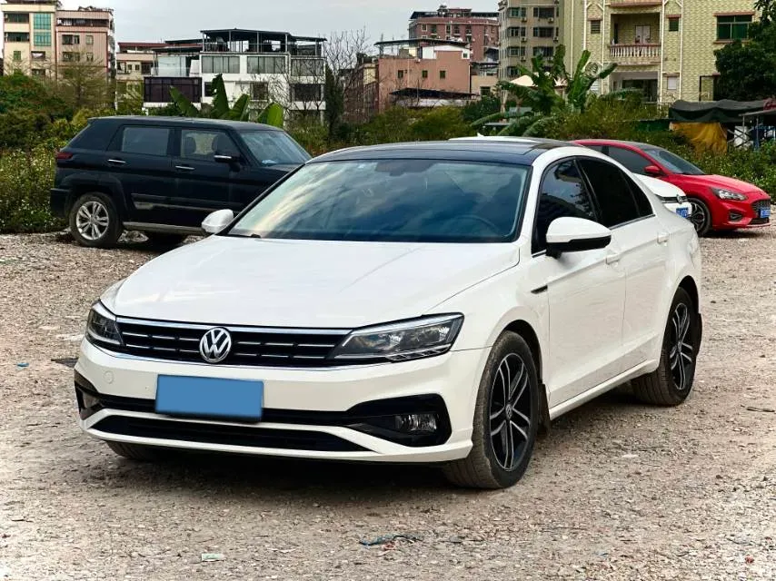 2019 Volkswagen Passat 1.4T 150HP L4 7DCT,autocango,china used car exporter,china ev exporter,chinese used car exporter,chinese used ev exporter