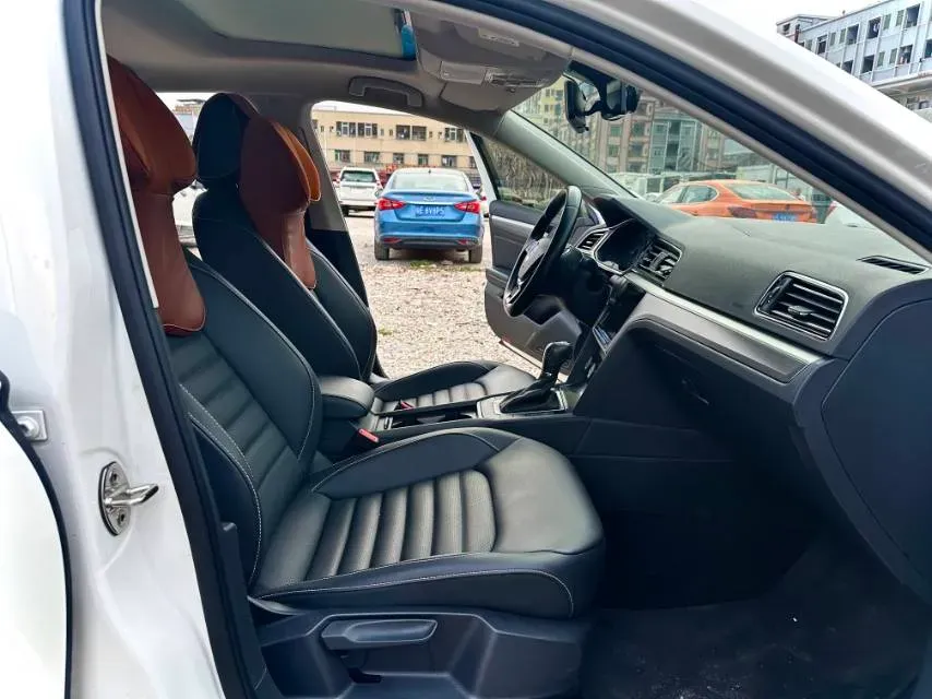 2019 Volkswagen Passat 1.4T 150HP L4 7DCT,autocango,china used car exporter,china ev exporter,chinese used car exporter,chinese used ev exporter