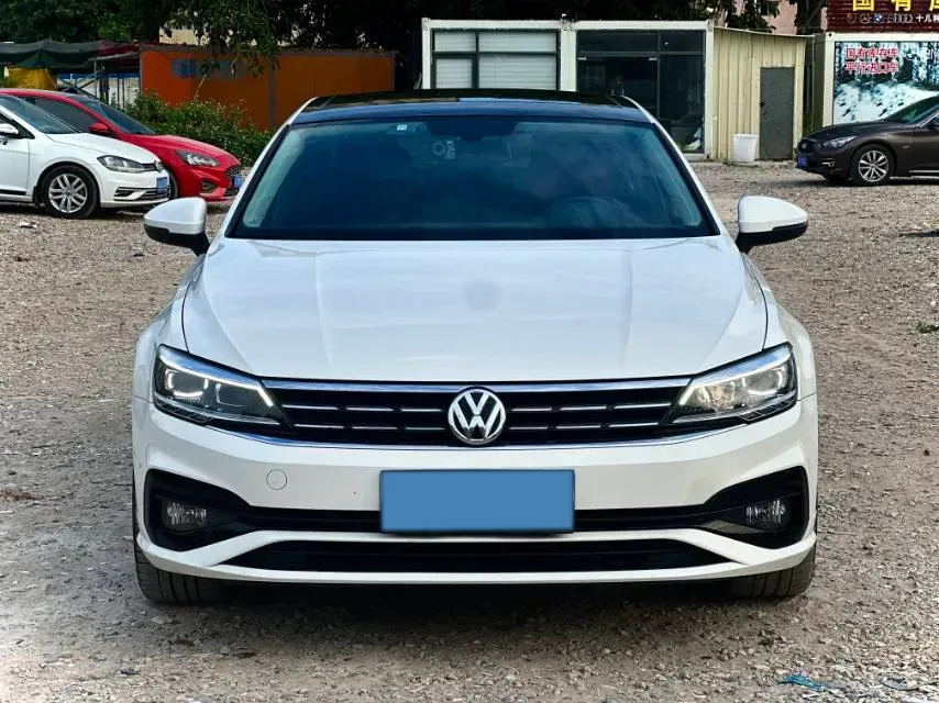 2019 Volkswagen Passat 1.4T 150HP L4 7DCT,autocango,china used car exporter,china ev exporter,chinese used car exporter,chinese used ev exporter