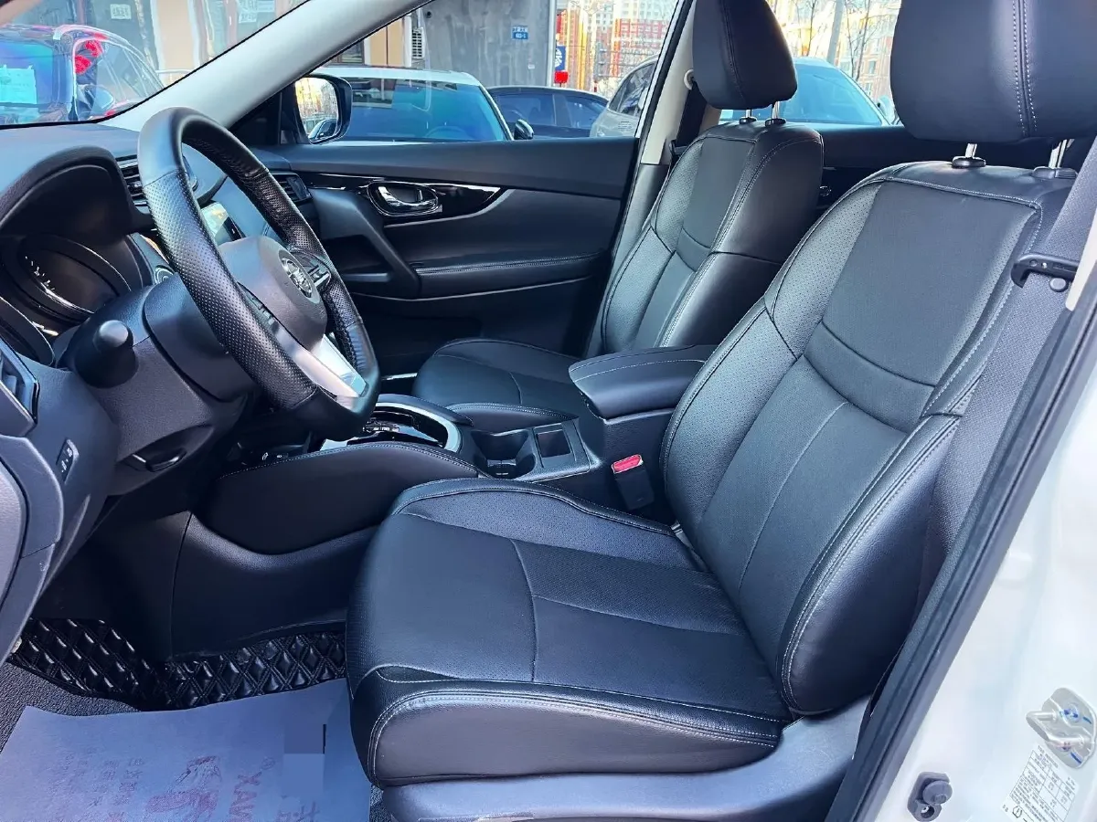 2023 Nissan X-Trail 2.0L 151HP L4 CVT,autocango,china used car exporter,china ev exporter,chinese used car exporter,chinese used ev exporter