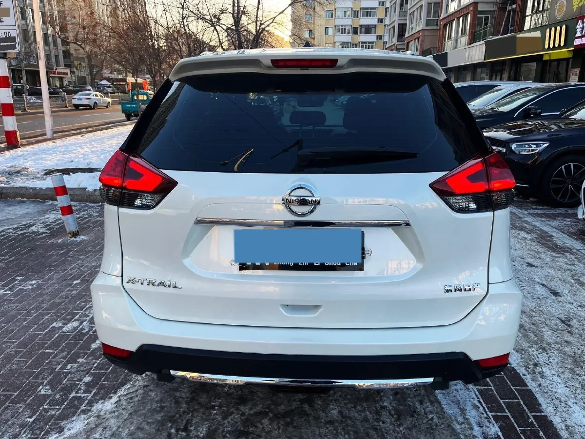 2023 Nissan X-Trail 2.0L 151HP L4 CVT,autocango,china used car exporter,china ev exporter,chinese used car exporter,chinese used ev exporter