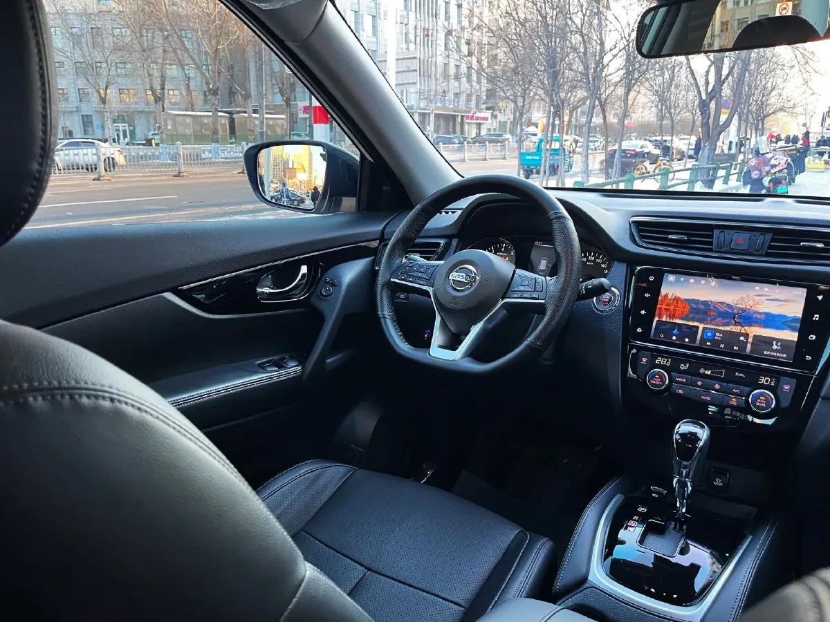 2023 Nissan X-Trail 2.0L 151HP L4 CVT,autocango,china used car exporter,china ev exporter,chinese used car exporter,chinese used ev exporter