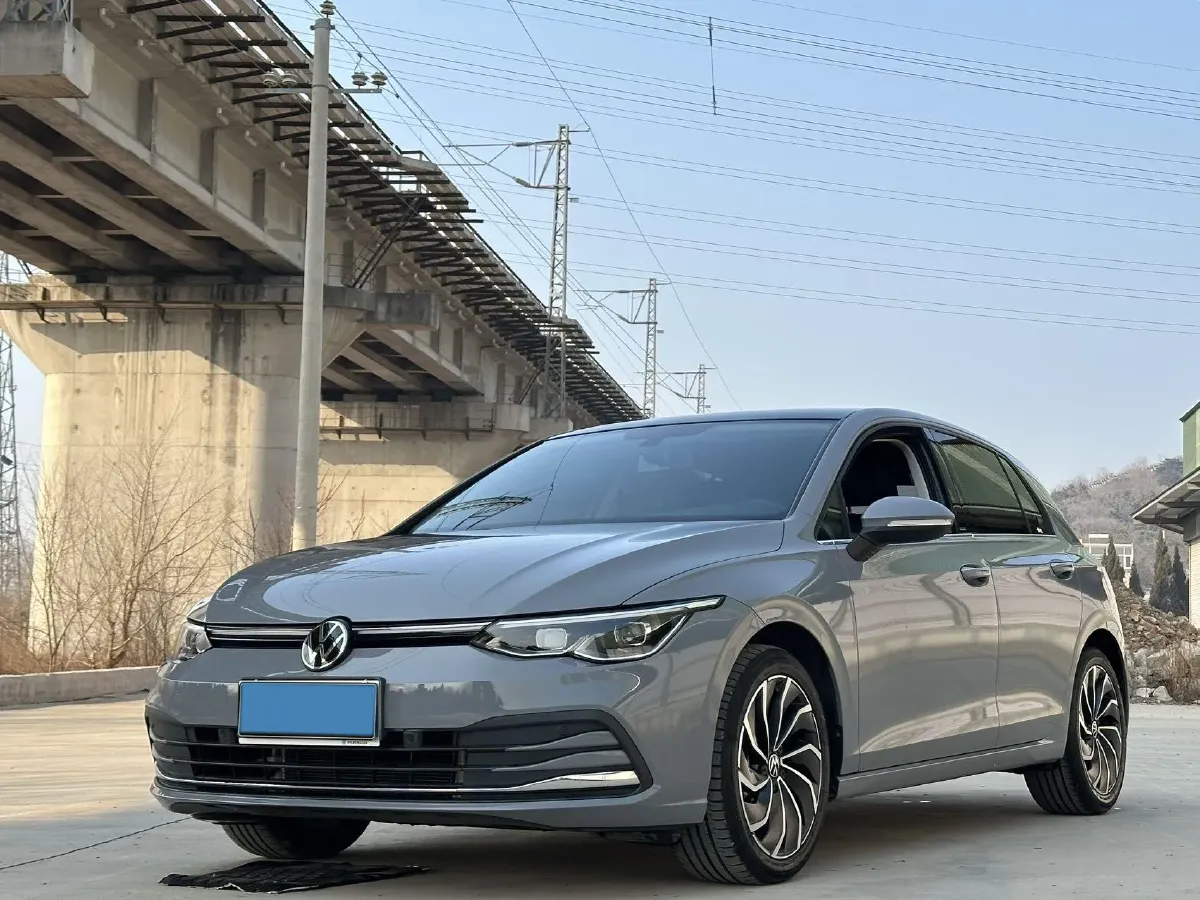 2023 Volkswagen Golf 1.4T 150HP L4 7DCT,autocango,china used car exporter,china ev exporter,chinese used car exporter,chinese used ev exporter
