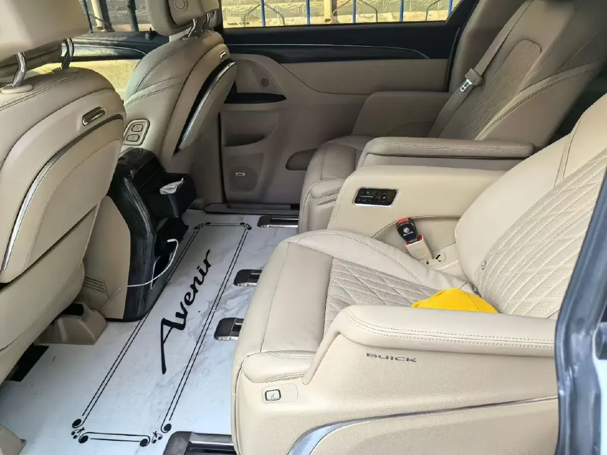 2023 Buick GL8 2.0T 237HP L4 9AT,autocango,china used car exporter,china ev exporter,chinese used car exporter,chinese used ev exporter