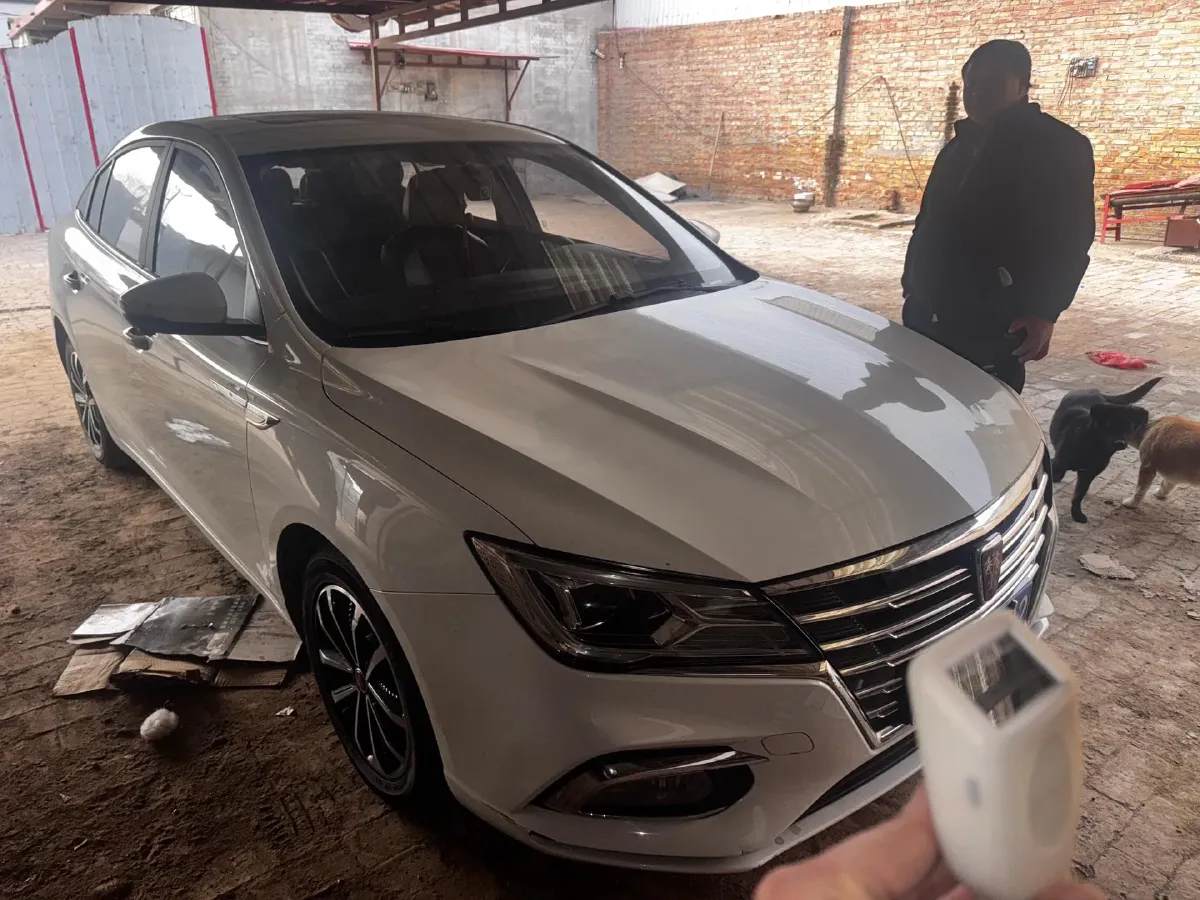2020 Roewe i5 1.5L 120HP L4 CVT,autocango,china used car exporter,china ev exporter,chinese used car exporter,chinese used ev exporter