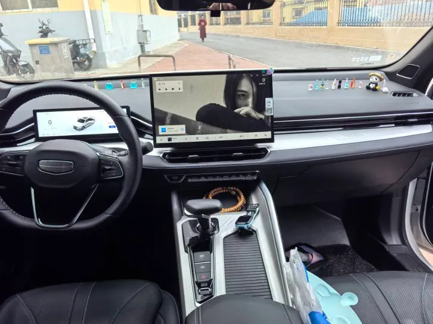 2025 Geely Preface 1.5T 181HP L4 7DCT,autocango,china used car exporter,china ev exporter,chinese used car exporter,chinese used ev exporter