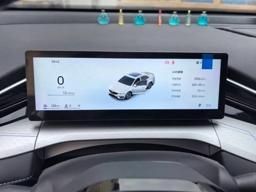 2025 Geely Preface 1.5T 181HP L4 7DCT,autocango,china used car exporter,china ev exporter,chinese used car exporter,chinese used ev exporter