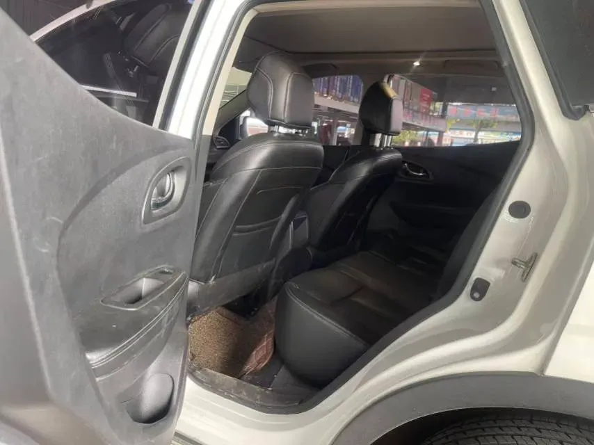 2017 Renault Kadjar 2.0L 150HP L4 CVT,autocango,china used car exporter,china ev exporter,chinese used car exporter,chinese used ev exporter