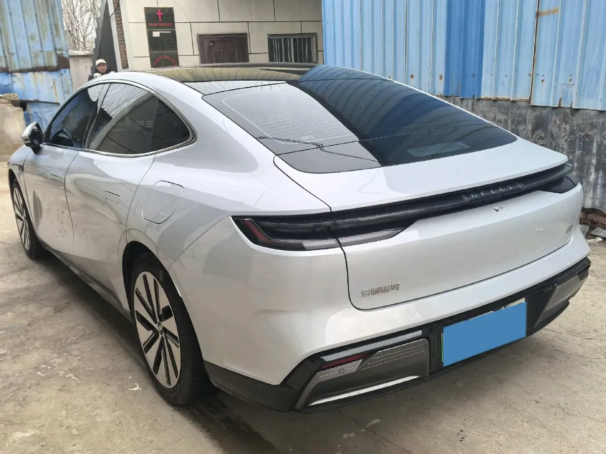 2024 Geely Galaxy E8 BEV 62KWH,autocango,china used car exporter,china ev exporter,chinese used car exporter,chinese used ev exporter