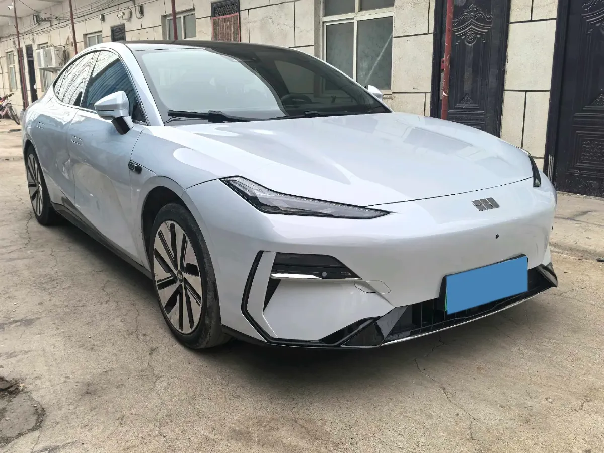 2024 Geely Galaxy E8 BEV 62KWH,autocango,china used car exporter,china ev exporter,chinese used car exporter,chinese used ev exporter