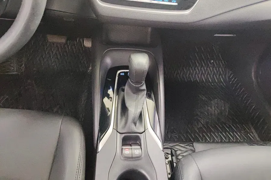 2021 Toyota Corolla 1.8L 98HP L4 E-CVT Hybrid,autocango,china used car exporter,china ev exporter,chinese used car exporter,chinese used ev exporter