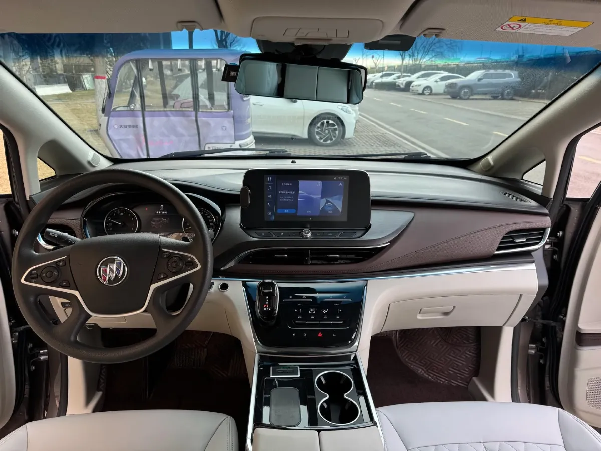 2021 Buick GL8 2.0T 237HP L4 9AT,autocango,china used car exporter,china ev exporter,chinese used car exporter,chinese used ev exporter