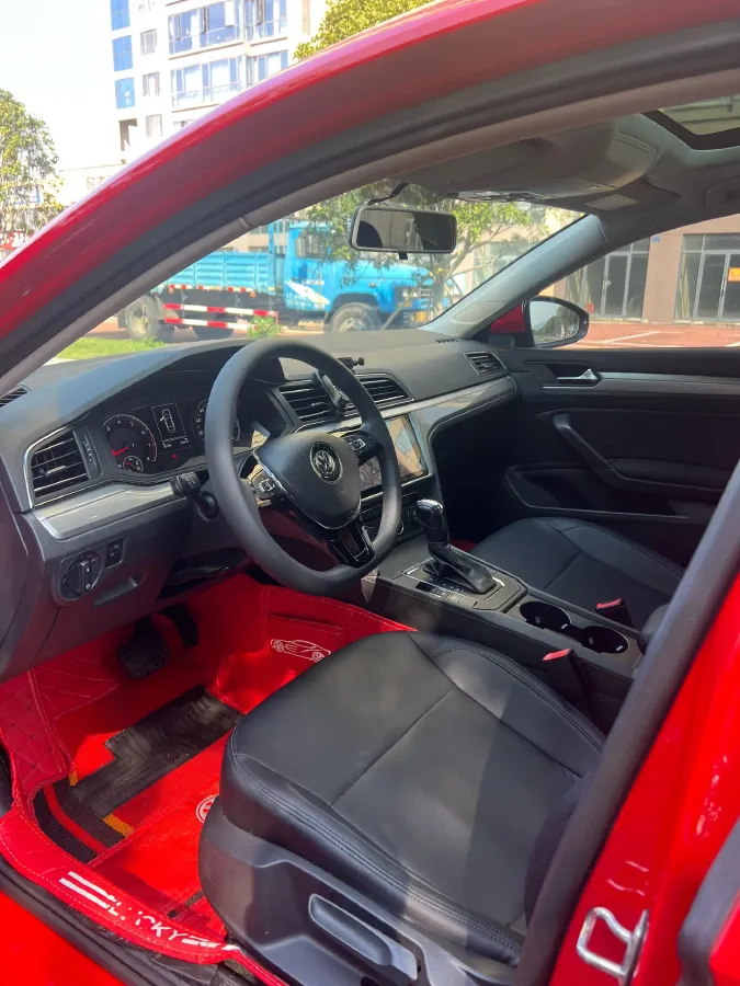 2019 Volkswagen T-Cross 1.4T 150HP L4 7DCT,autocango,china used car exporter,china ev exporter,chinese used car exporter,chinese used ev exporter