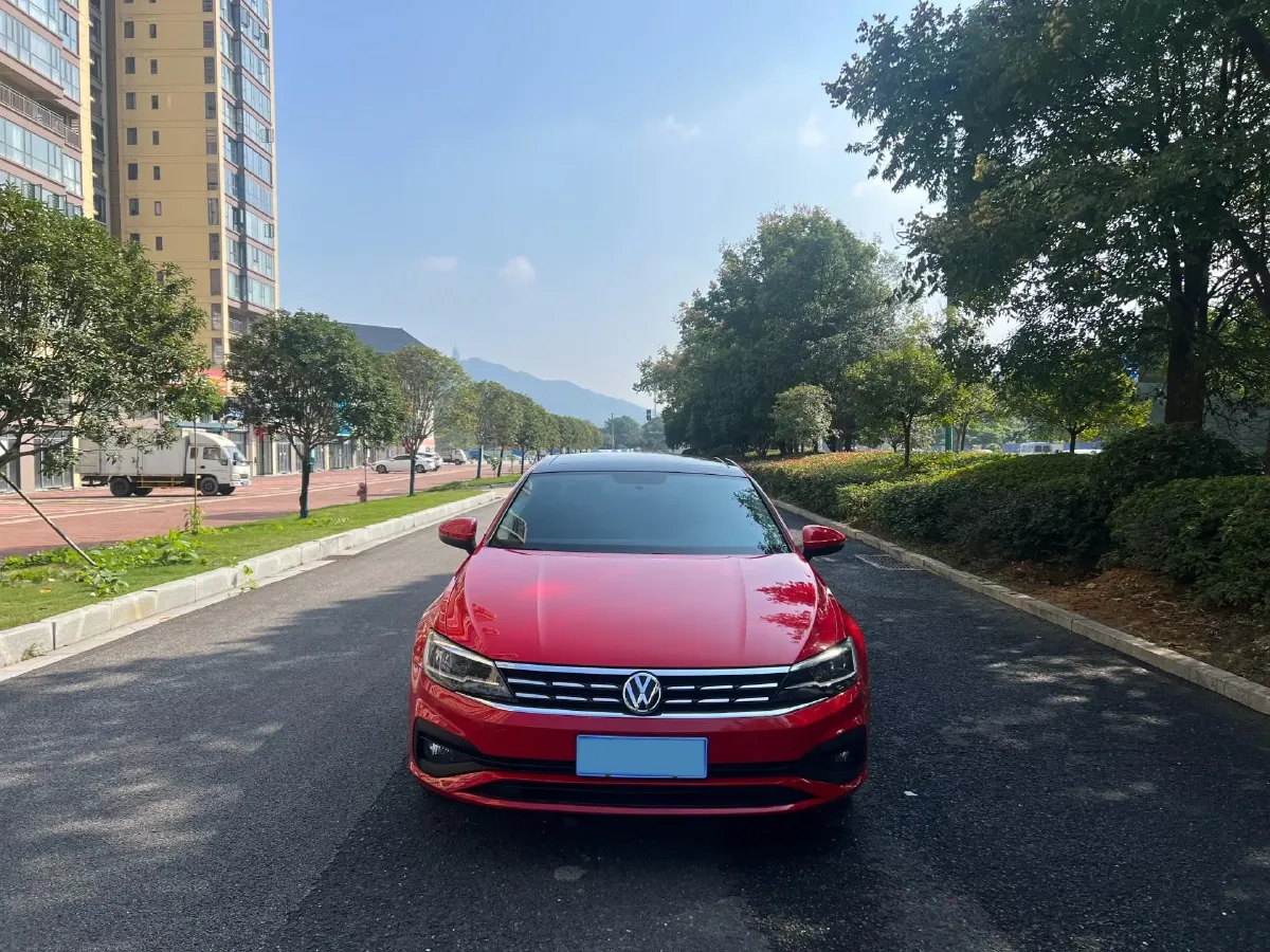 2019 Volkswagen T-Cross 1.4T 150HP L4 7DCT,autocango,china used car exporter,china ev exporter,chinese used car exporter,chinese used ev exporter