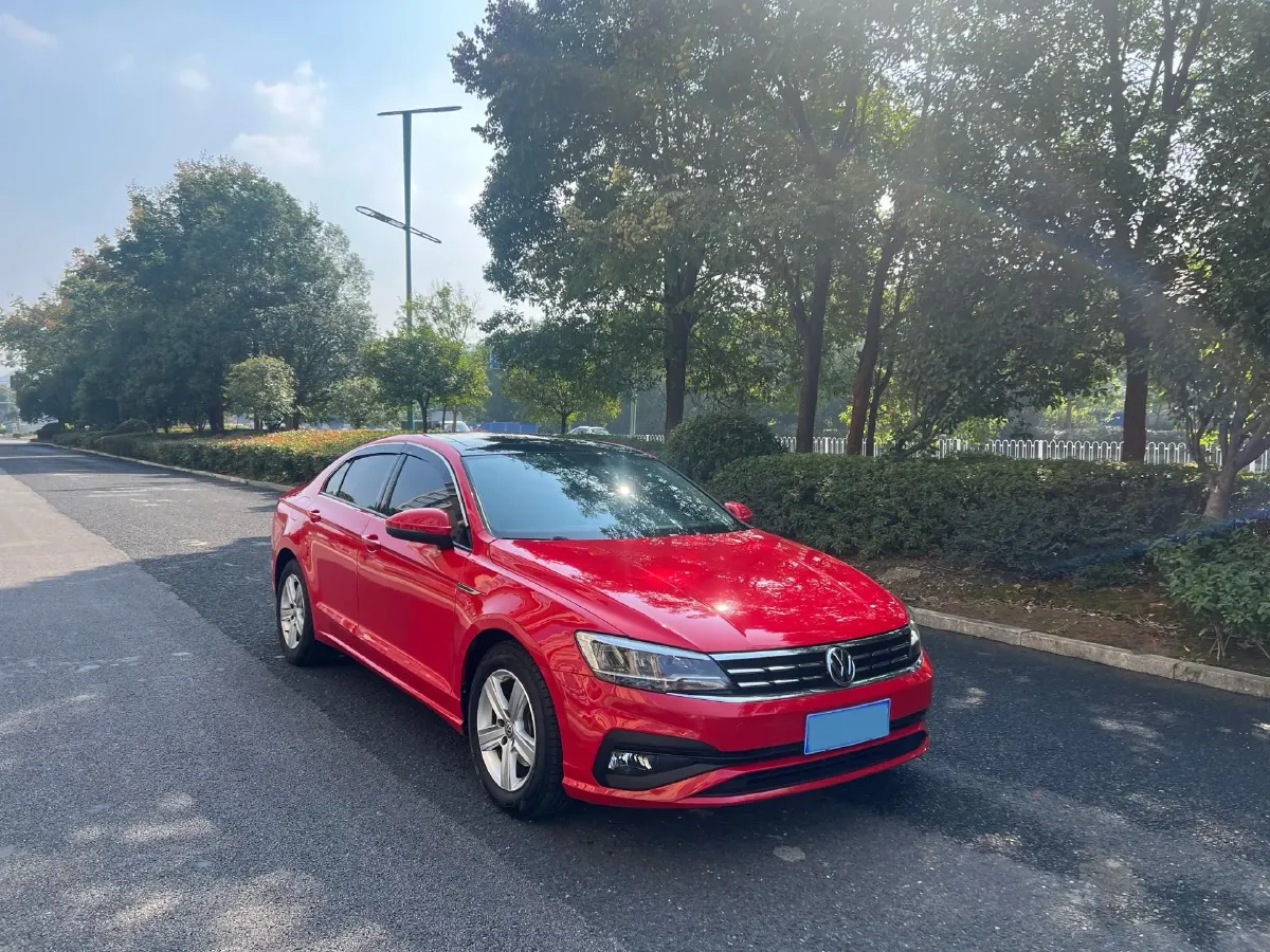 2019 Volkswagen T-Cross 1.4T 150HP L4 7DCT,autocango,china used car exporter,china ev exporter,chinese used car exporter,chinese used ev exporter