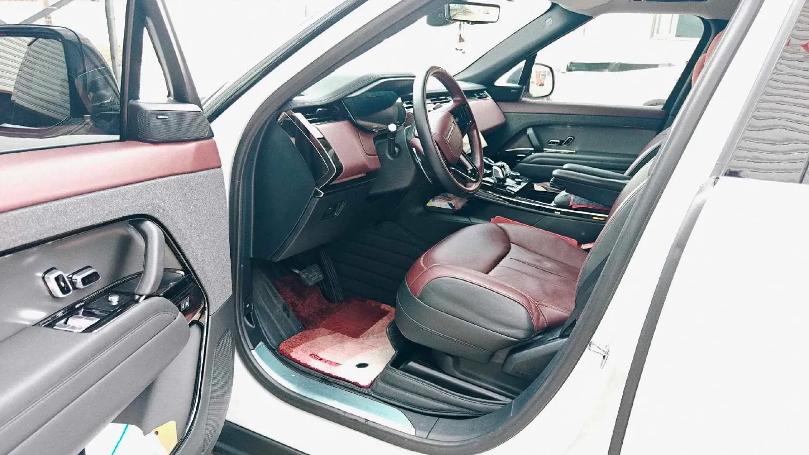 2023 Land Rover Range Rover Sport 3.0T 400HP L6 8AT,autocango,china used car exporter,china ev exporter,chinese used car exporter,chinese used ev exporter