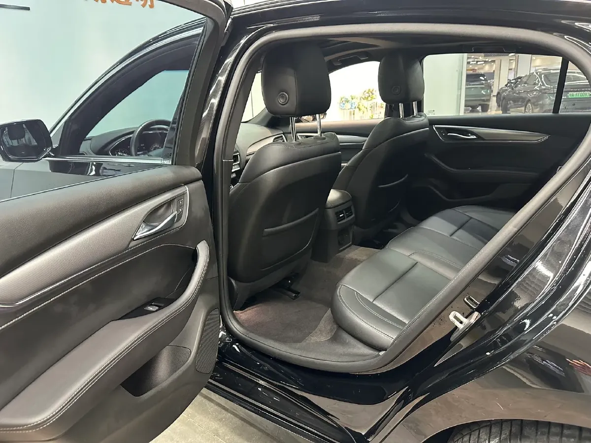 2022 Cadillac CT5 2.0T 237HP L4 10AT,autocango,china used car exporter,china ev exporter,chinese used car exporter,chinese used ev exporter