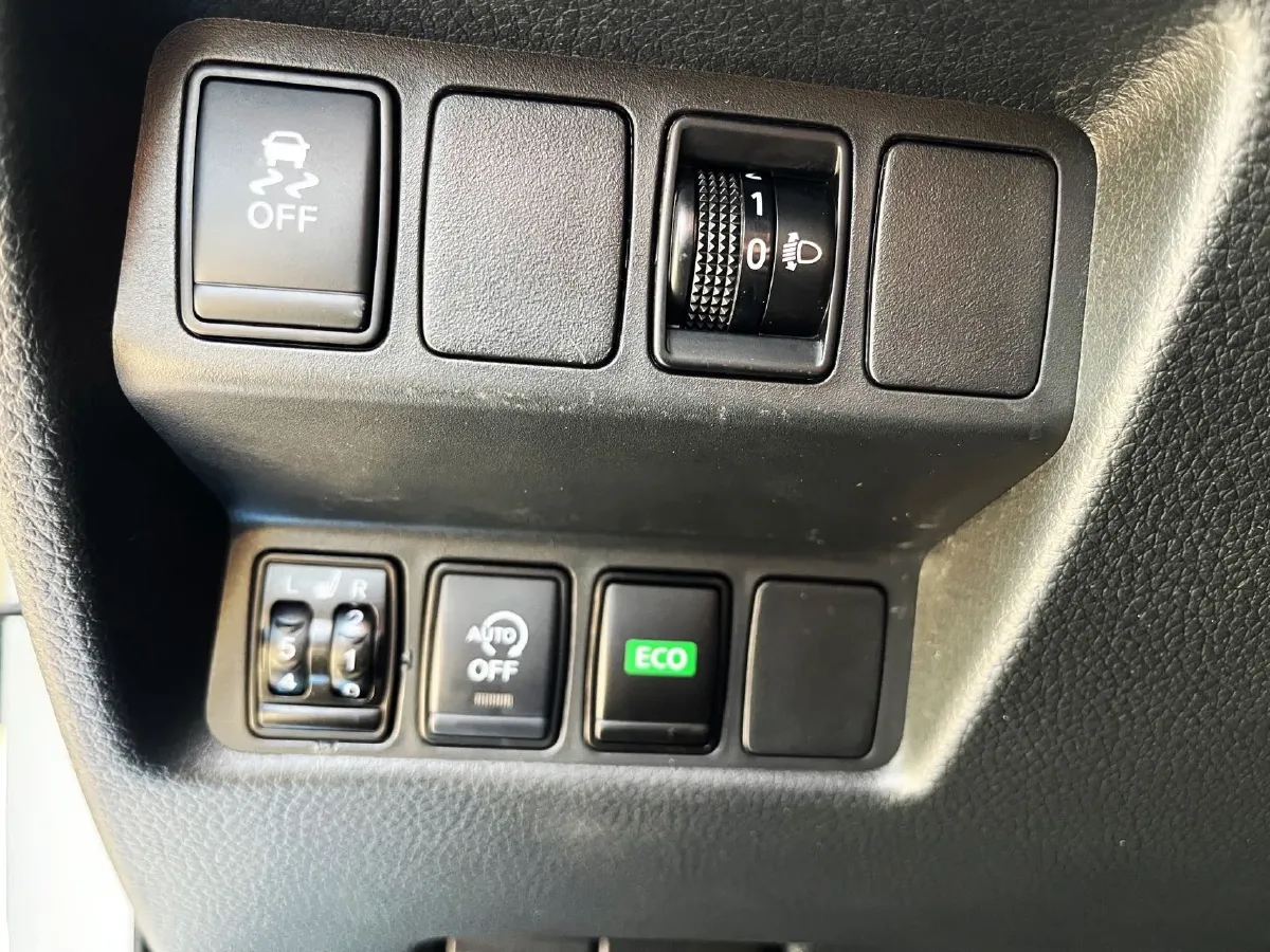 2022 Nissan Qashqai 2.0L 151HP L4 CVT,autocango,china used car exporter,china ev exporter,chinese used car exporter,chinese used ev exporter