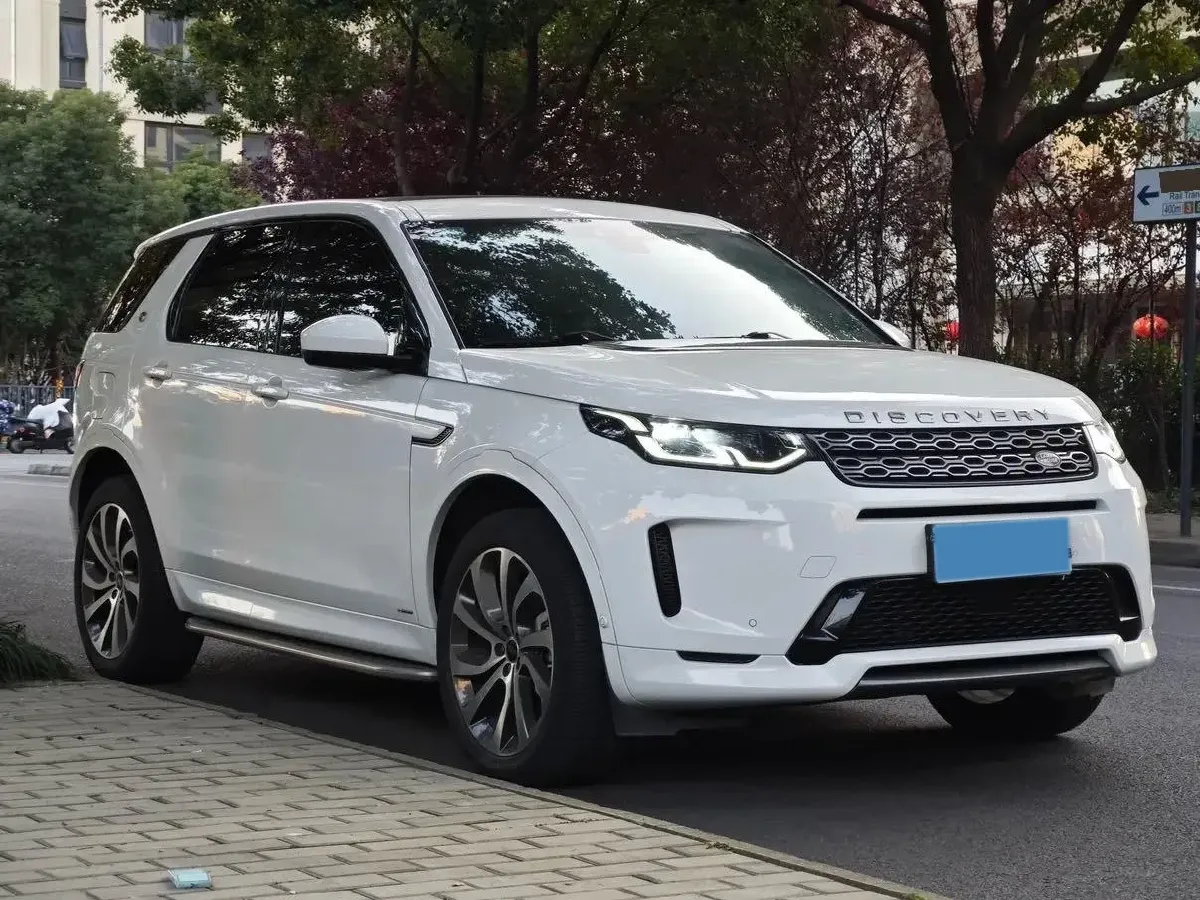 2020 Land Rover Discovery Sport 2.0T 249HP L4 9AT,autocango,china used car exporter,china ev exporter,chinese used car exporter,chinese used ev exporter