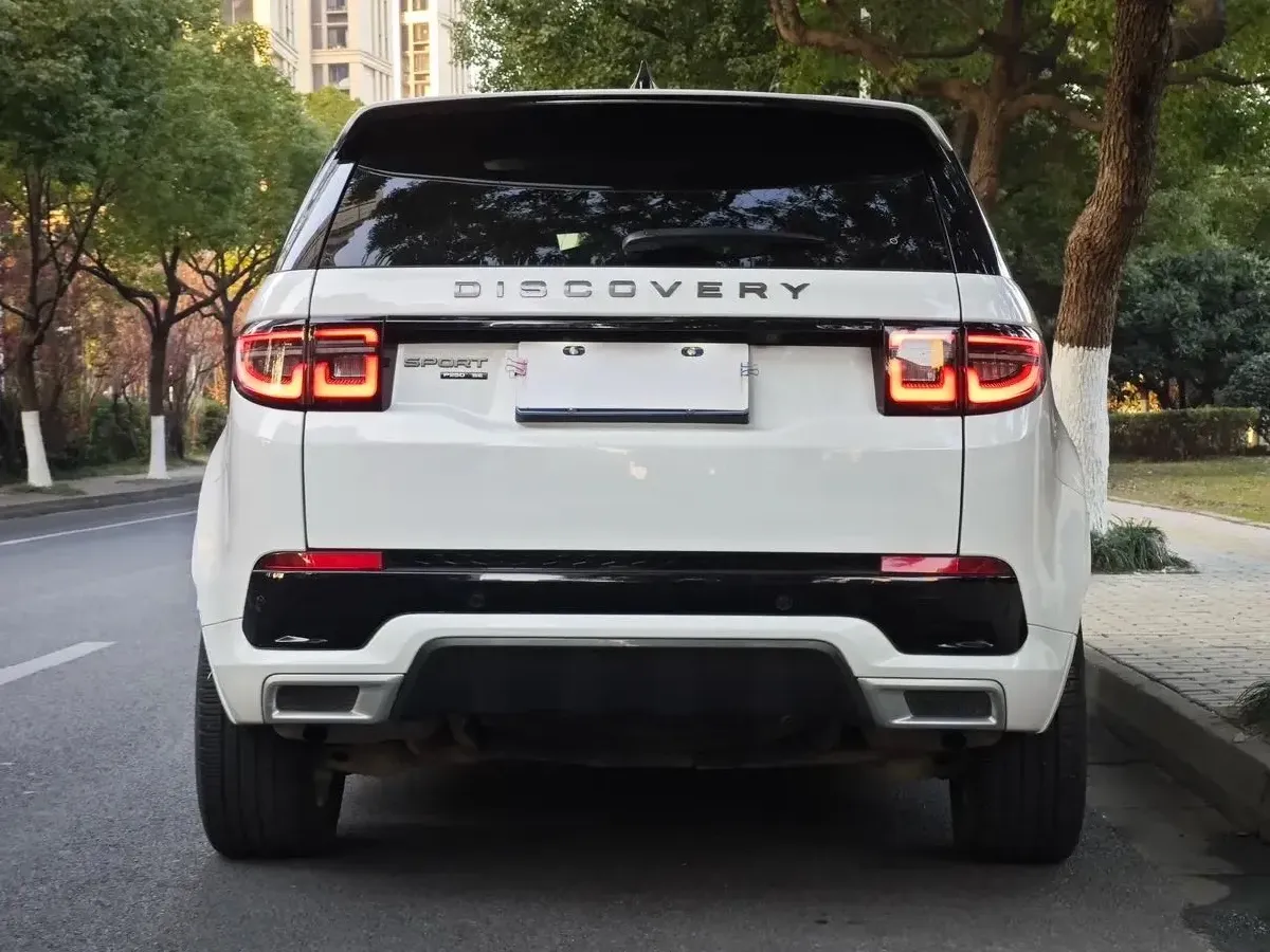 2020 Land Rover Discovery Sport 2.0T 249HP L4 9AT,autocango,china used car exporter,china ev exporter,chinese used car exporter,chinese used ev exporter