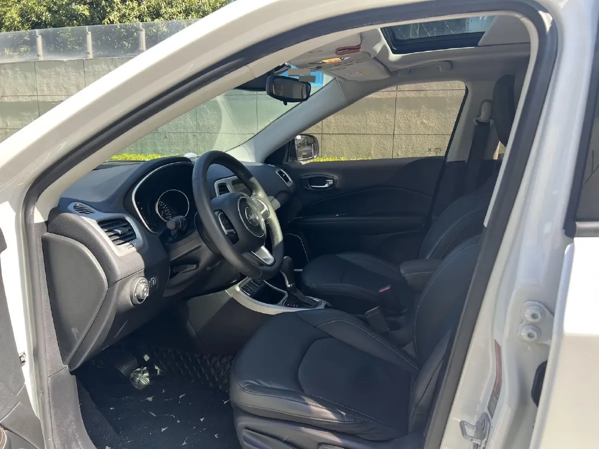 2017 Jeep Compass 1.4T 165HP L4 7DCT,autocango,china used car exporter,china ev exporter,chinese used car exporter,chinese used ev exporter