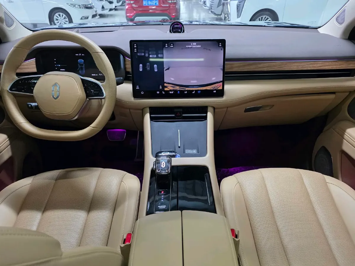 2024 AITO AITO M7 1.5T 152HP L4 REEV 42KWH,autocango,china used car exporter,china ev exporter,chinese used car exporter,chinese used ev exporter