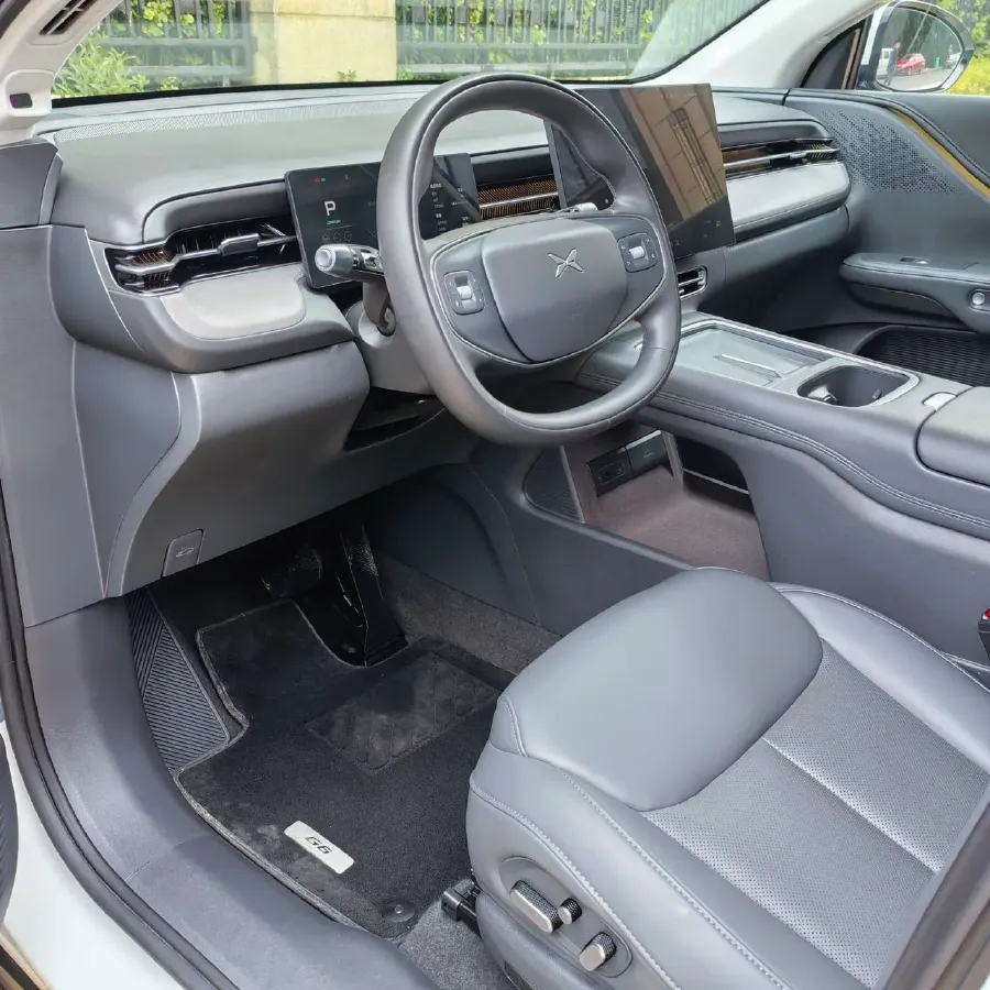 2025 Xpeng G6 BEV 68.5KWH,autocango,china used car exporter,china ev exporter,chinese used car exporter,chinese used ev exporter