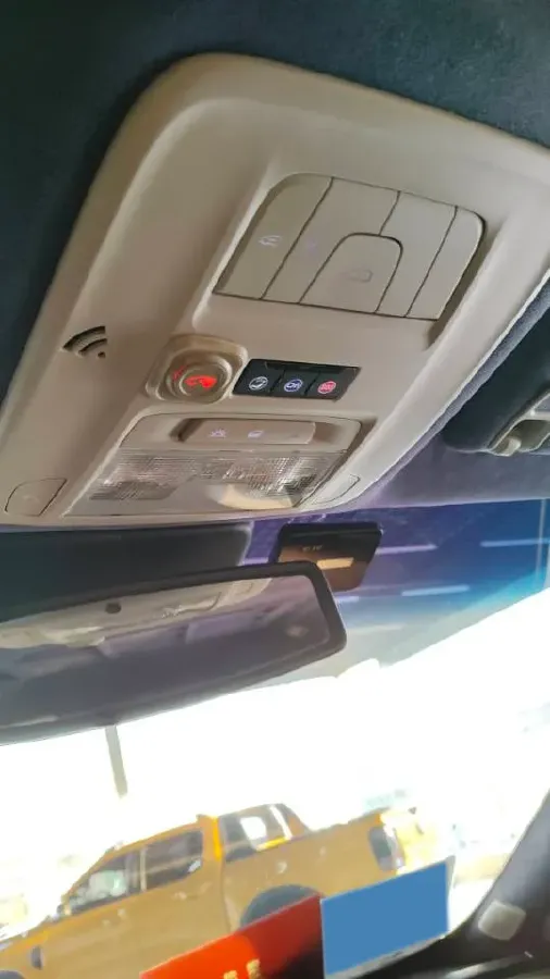 2021 Buick GL8 2.0T 237HP L4 9AT,autocango,china used car exporter,china ev exporter,chinese used car exporter,chinese used ev exporter