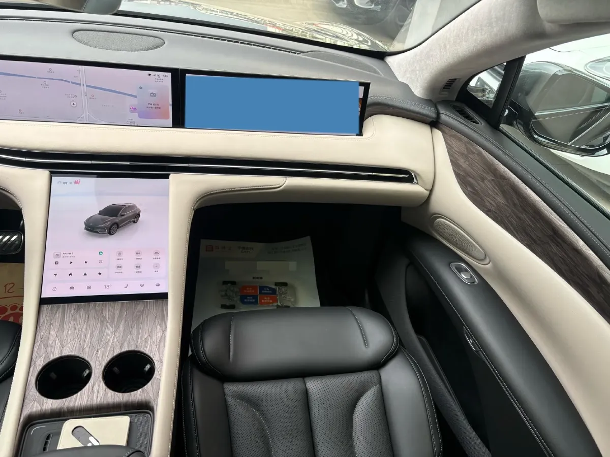 2024 IM LS7 BEV 100KWH,autocango,china used car exporter,china ev exporter,chinese used car exporter,chinese used ev exporter