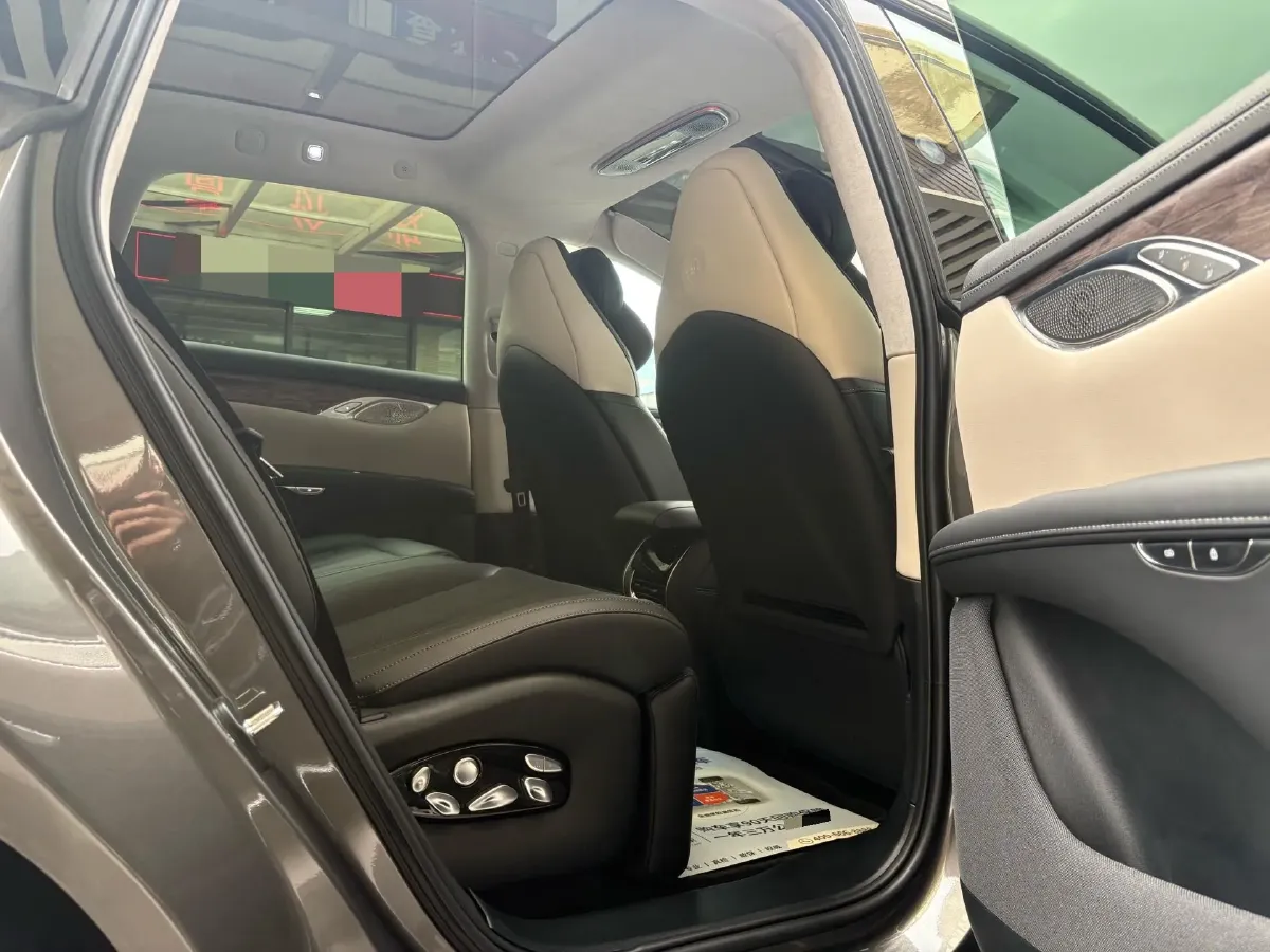 2024 IM LS7 BEV 100KWH,autocango,china used car exporter,china ev exporter,chinese used car exporter,chinese used ev exporter