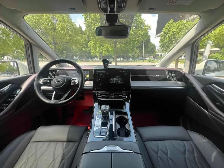 2024 GAC Trumpchi M8 2.0T 252HP L4 8AT,autocango,china used car exporter,china ev exporter,chinese used car exporter,chinese used ev exporter