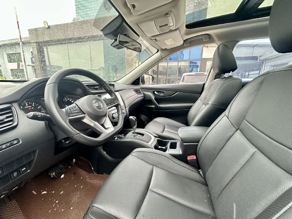 2022 Nissan X-Trail 2.0L 151HP L4 CVT,autocango,china used car exporter,china ev exporter,chinese used car exporter,chinese used ev exporter